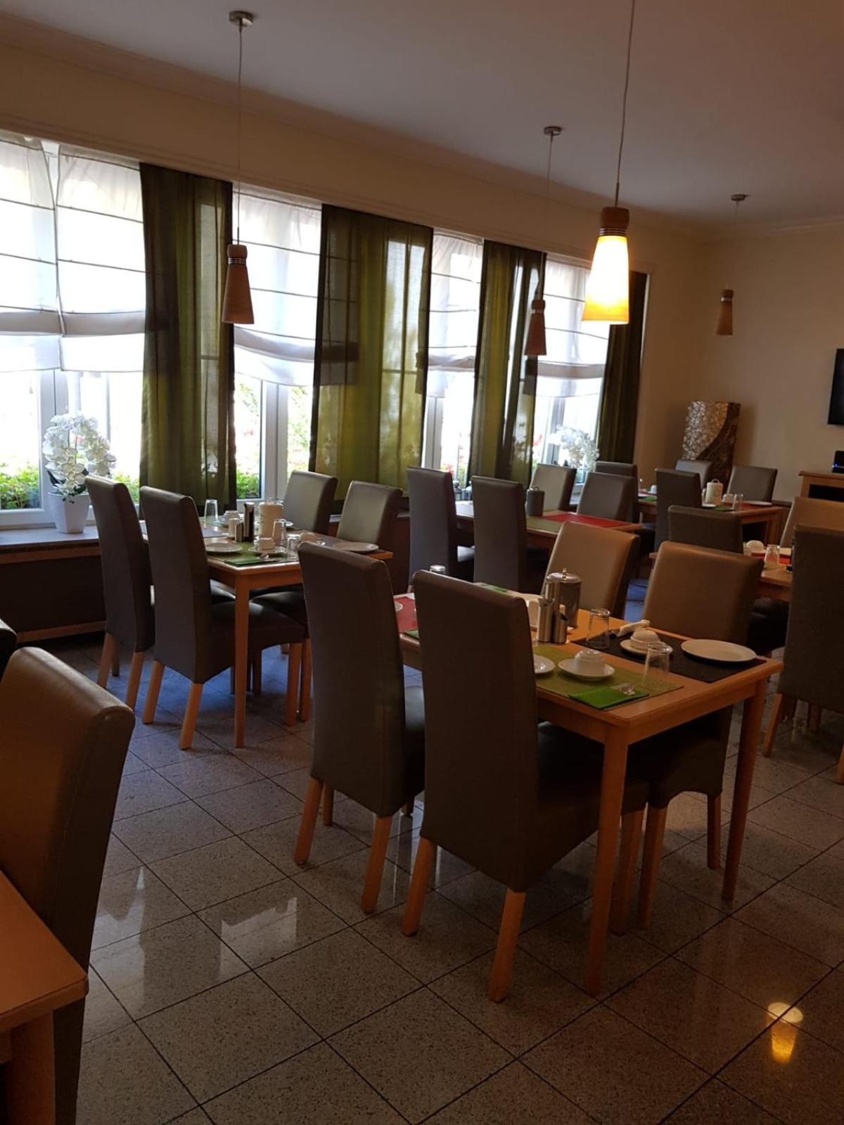 Hotel Drei Kronen Dortmund Bagian luar foto