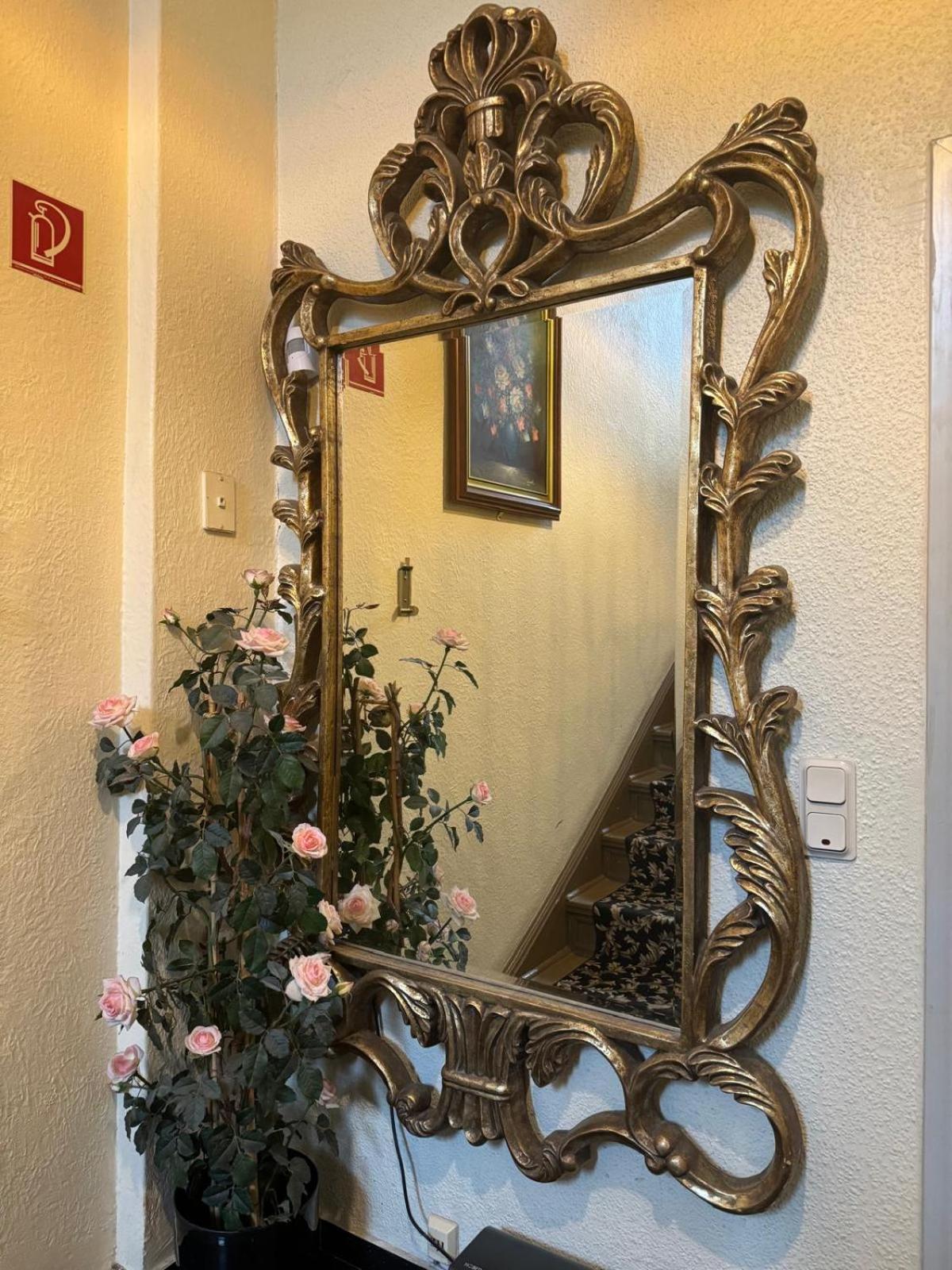 Hotel Drei Kronen Dortmund Bagian luar foto