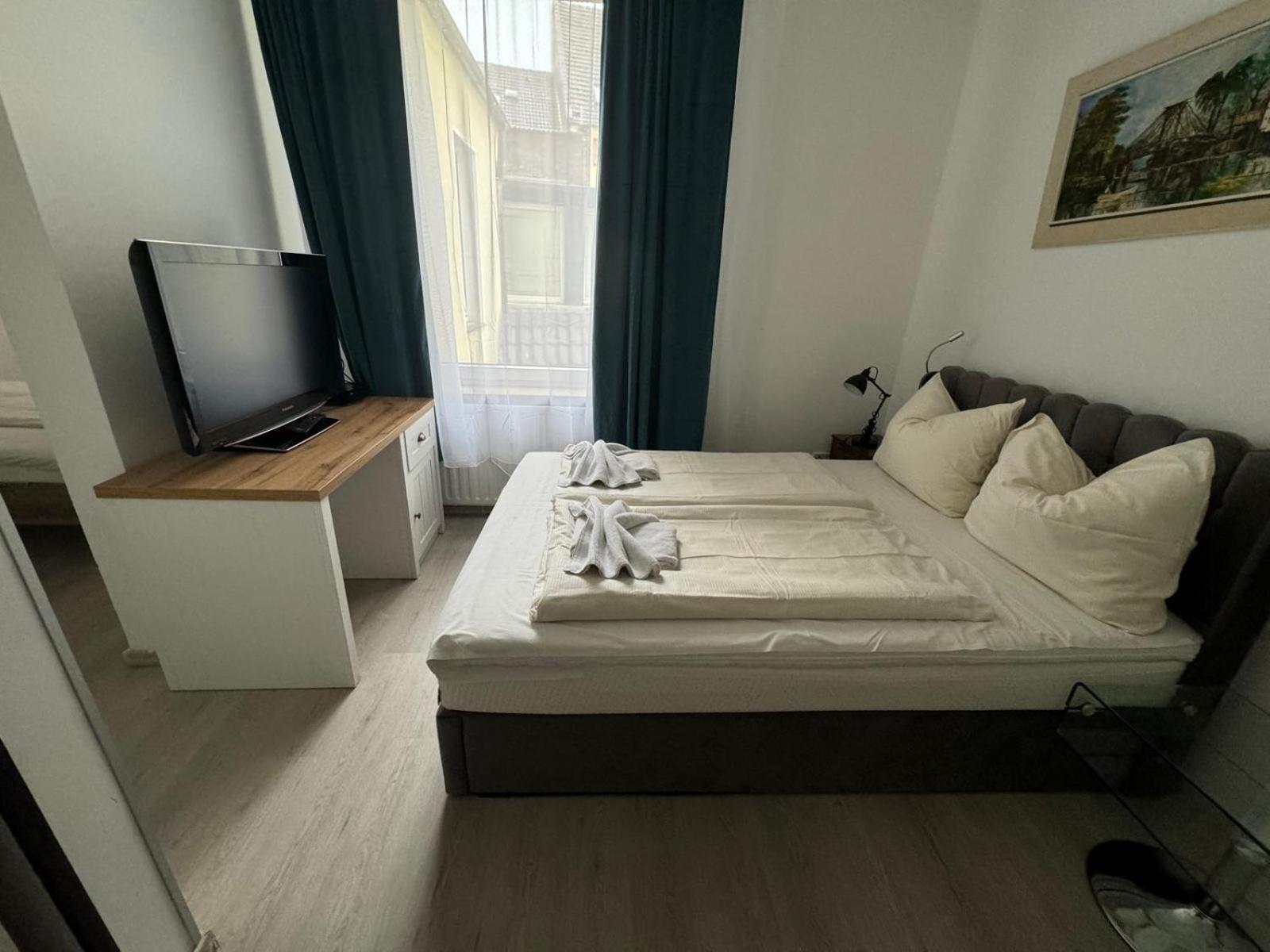 Hotel Drei Kronen Dortmund Bagian luar foto