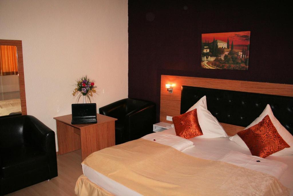 Hotel Drei Kronen Dortmund Bagian luar foto